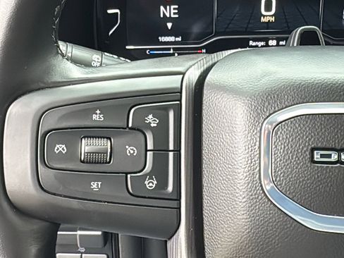 Used 2024 GMC Yukon Denali Ultimate image 22