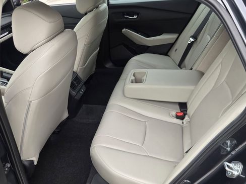 Used 2024 Honda Accord EX-L image 10