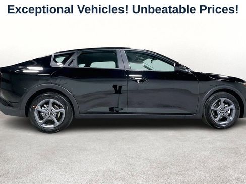Used 2026 Kia K4 FWD image 8