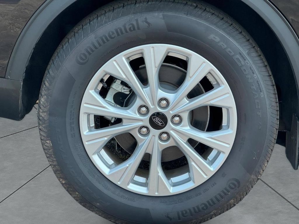 New 2024 Ford Escape Active w/ Tech Pack #2 FWD image 6