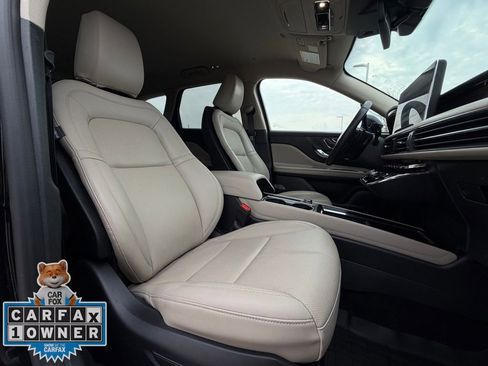 Used 2025 Lincoln Corsair Reserve w/ Towing Package image 24