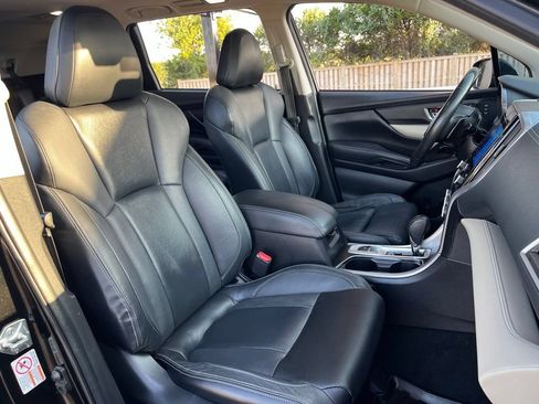 Used 2019 Subaru Ascent Limited AWD/4WD image 28