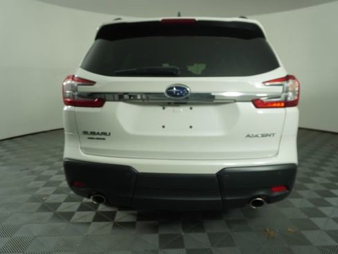 Used 2025 Subaru Ascent Premium AWD/4WD image 6