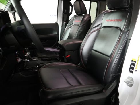 Used 2026 Jeep Wrangler Unlimited Rubicon w/ Safety Group AWD/4WD image 22