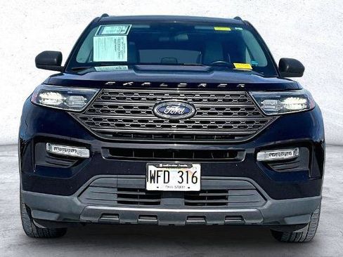 Certified 2021 Ford Explorer XLT w/ Equipment Group 202A RWD image 3