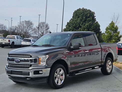 Used 2019 Ford F150 XLT w/ Equipment Group 302A Luxury image 3