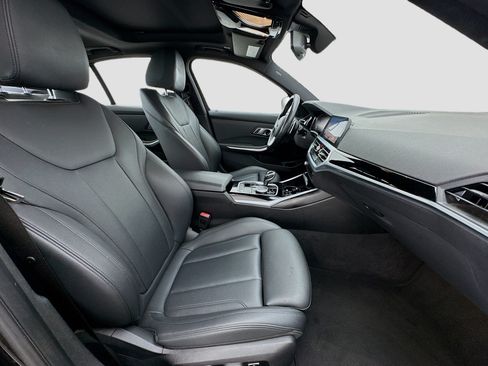 Used 2019 BMW 330i Sedan w/ Convenience Package RWD image 20