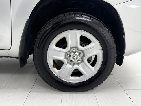 Used 2010 Toyota RAV4 4WD image 40