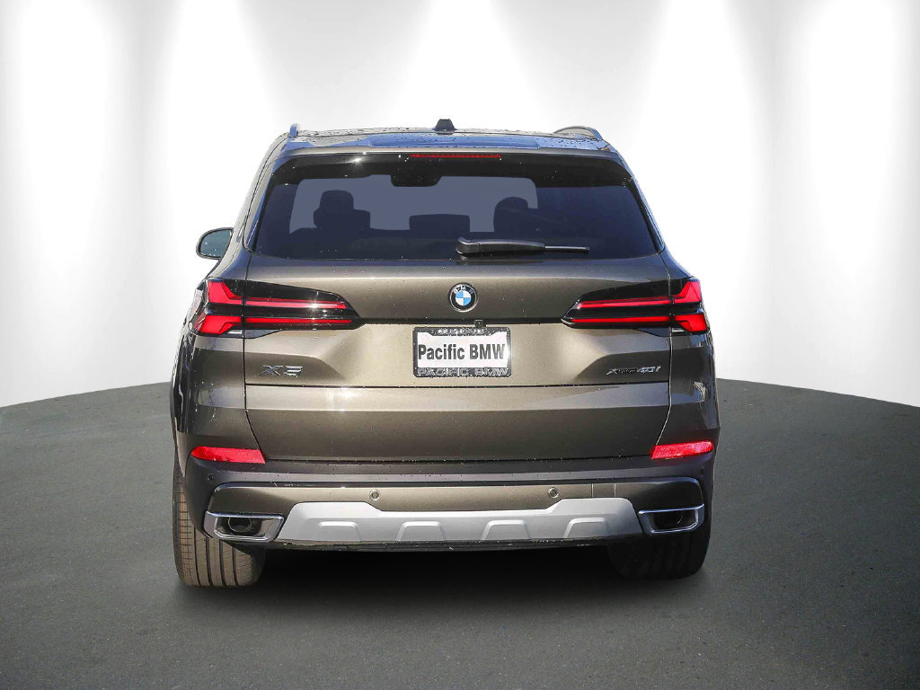 Used 2026 BMW X5 xDrive40i w/ Premium Package AWD/4WD image 5