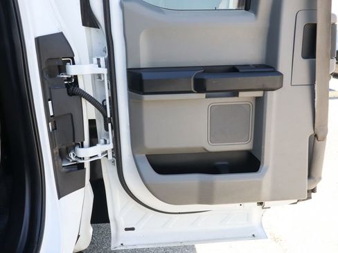 Used 2017 Ford F450 XL w/ Power Equipment Group RWD image 24