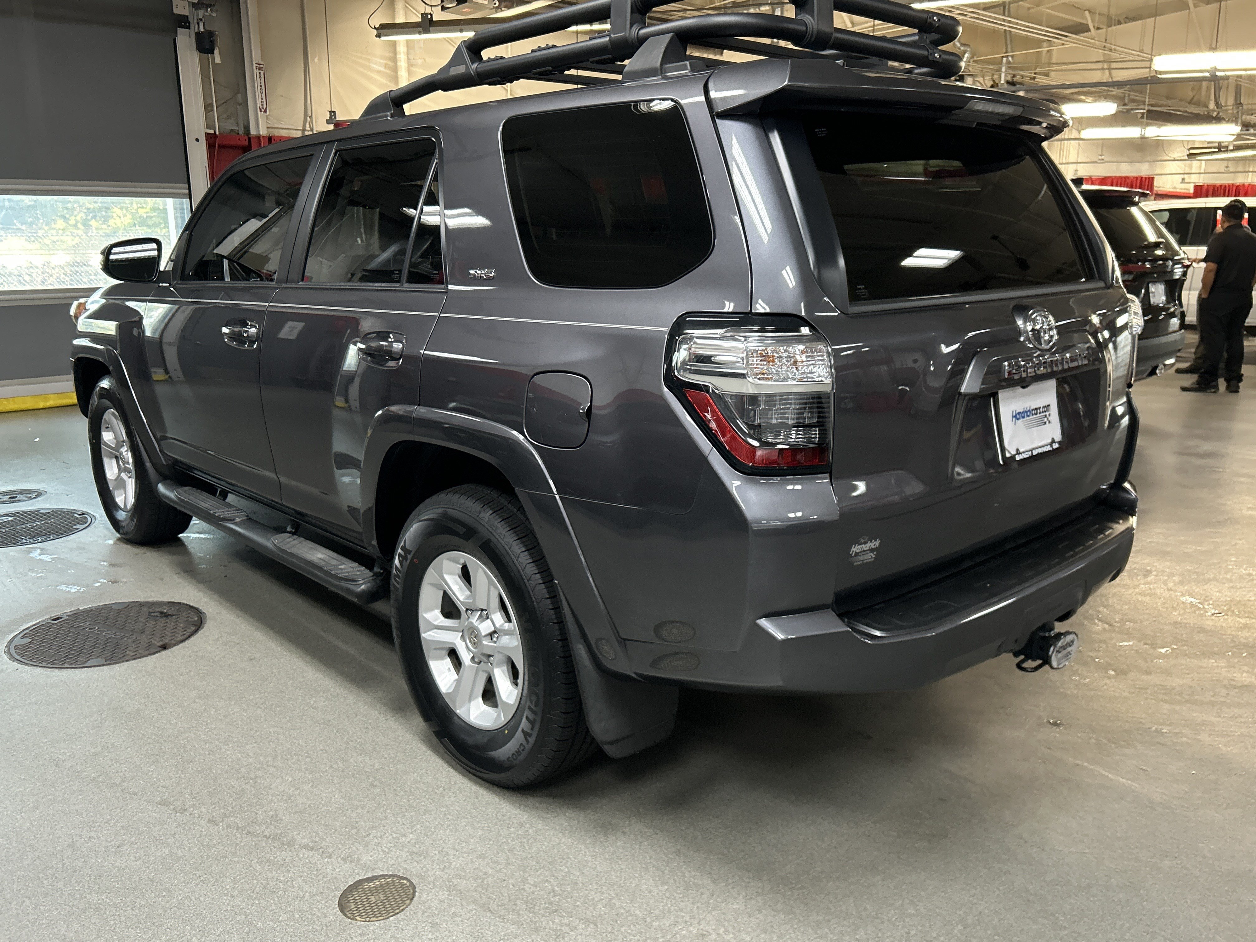 Used 2021 Toyota 4Runner SR5 Premium w/ Moonroof Package RWD image 8