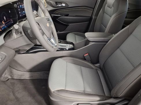 New 2026 Chevrolet Trax LT w/ Driver Confidence Package image 14