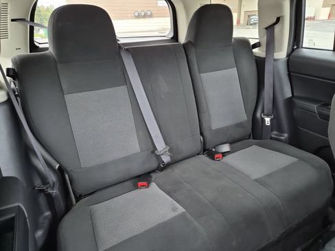 Used 2017 Jeep Patriot Sport w/ Power Value Group AWD/4WD image 21