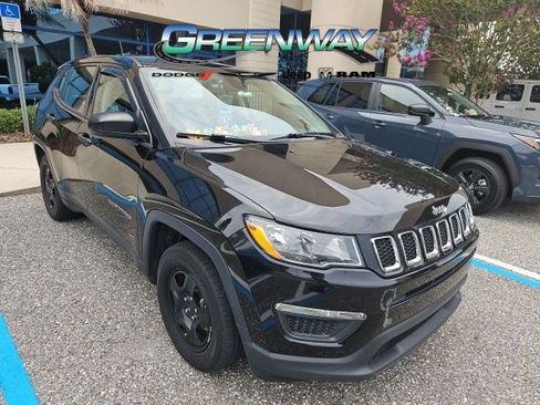 Used 2020 Jeep Compass Sport FWD image 3