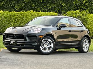 Certified 2025 Porsche Macan AWD/4WD video 1