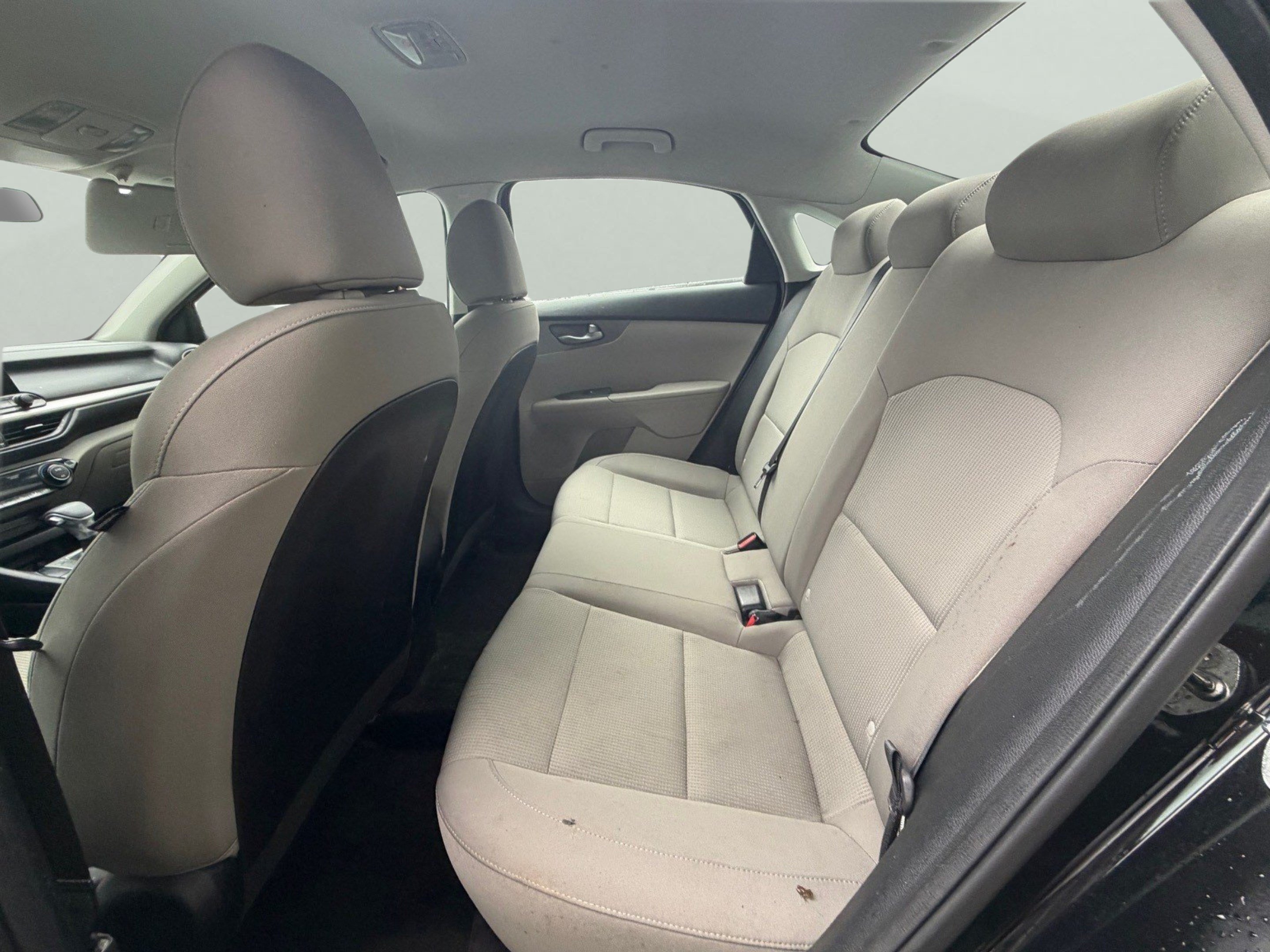 Used 2019 Kia Forte LXS FWD image 14