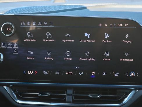 New 2026 Chevrolet Equinox EV LT image 13