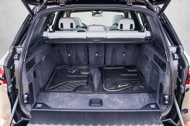 Used 2024 BMW X5 xDrive40i w/ Premium Package AWD/4WD image 23