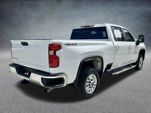 Used 2025 Chevrolet Silverado 2500 LT w/ Convenience Package AWD/4WD image 5