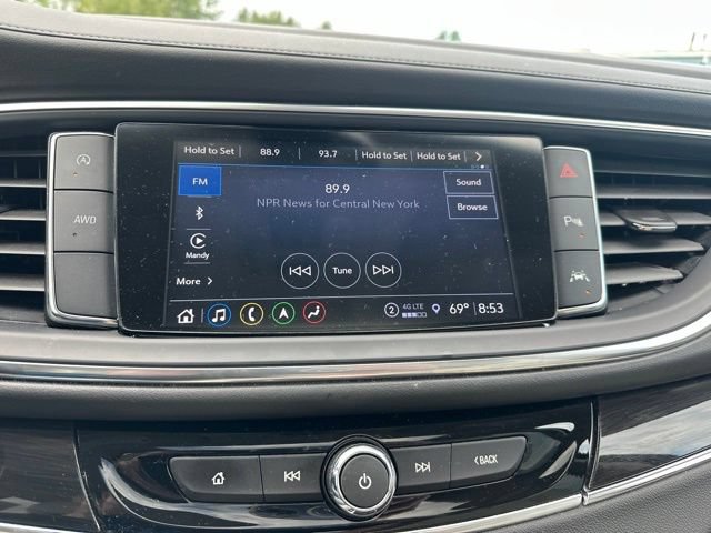 Used 2023 Buick Enclave Essence w/ Experience Buick Package AWD/4WD image 4