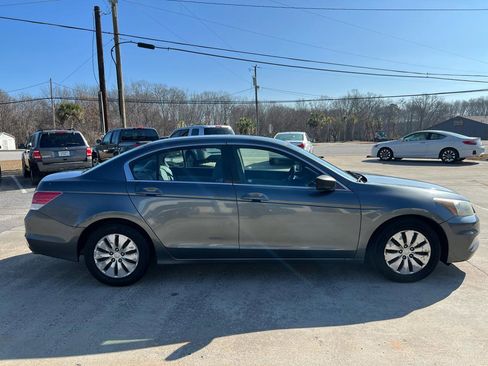 Used 2012 Honda Accord LX image 4