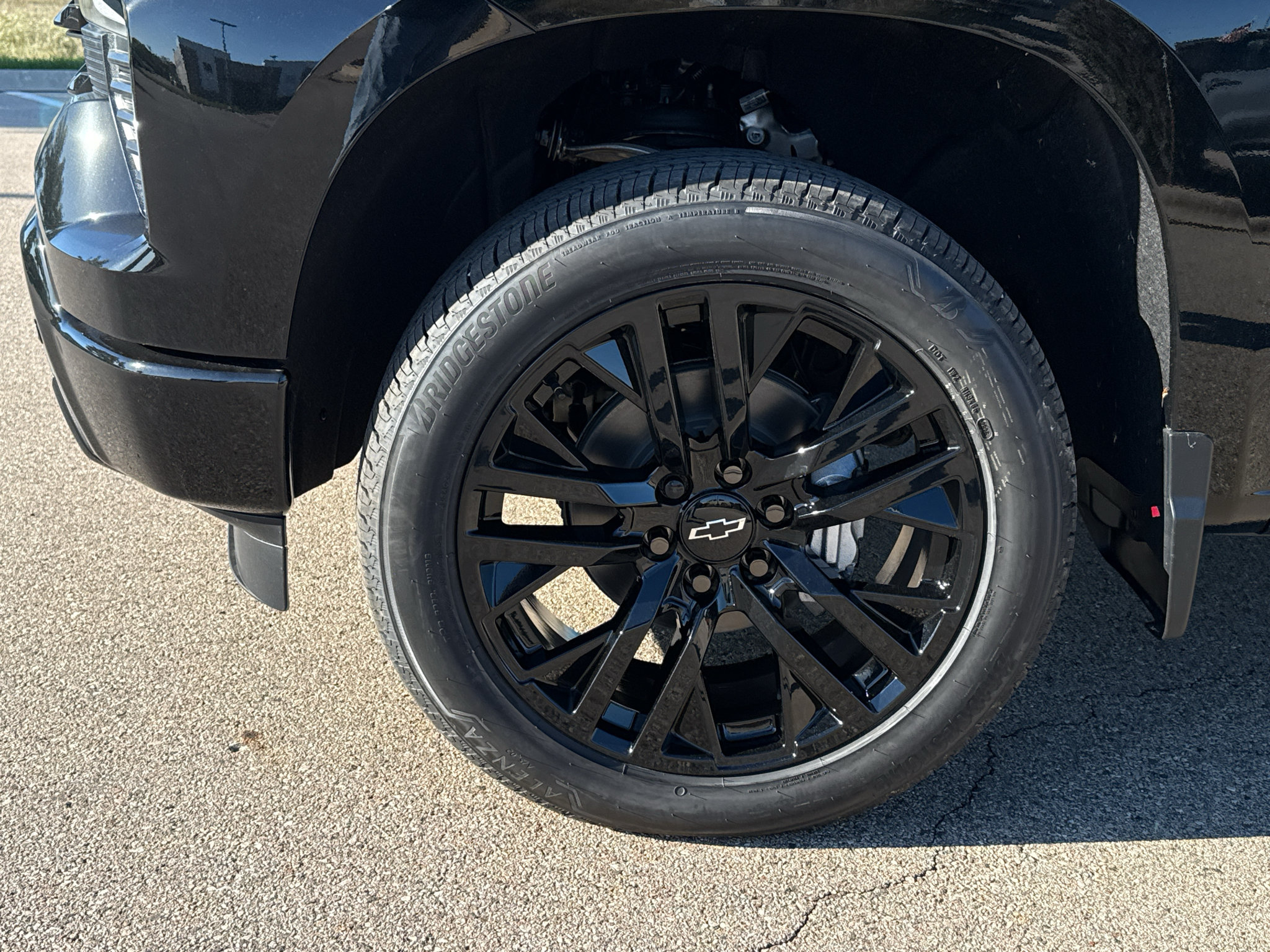 New 2026 Chevrolet Silverado 1500 RST w/ Safety Package AWD/4WD image 8