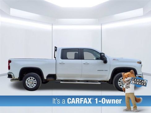 Used 2025 Chevrolet Silverado 2500 LT AWD/4WD image 4