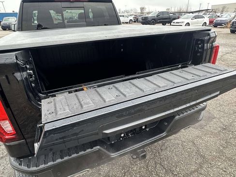 Used 2024 GMC Sierra 1500 Denali w/ Denali Reserve Package image 12