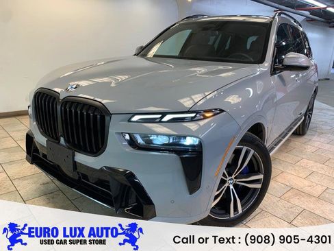 Used 2024 BMW X7 xDrive40i w/ Executive Package image 1
