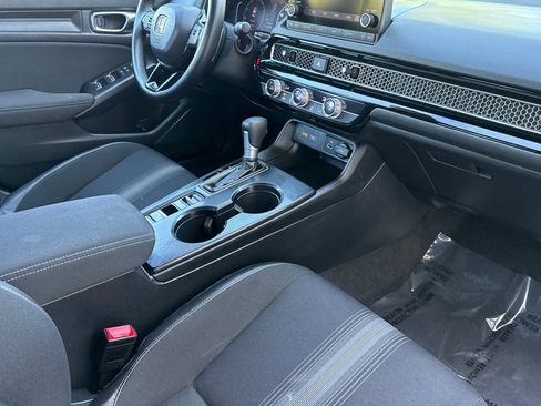 Used 2024 Honda Civic Sport image 31