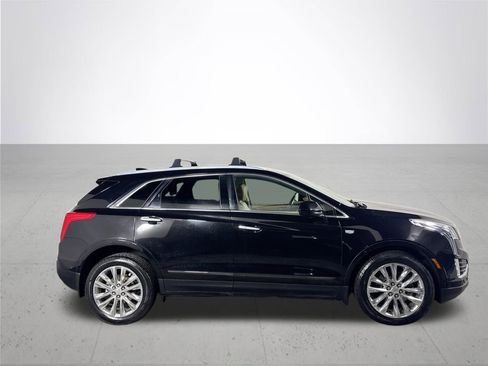 Used 2018 Cadillac XT5 Platinum w/ Driver Assist Package image 5