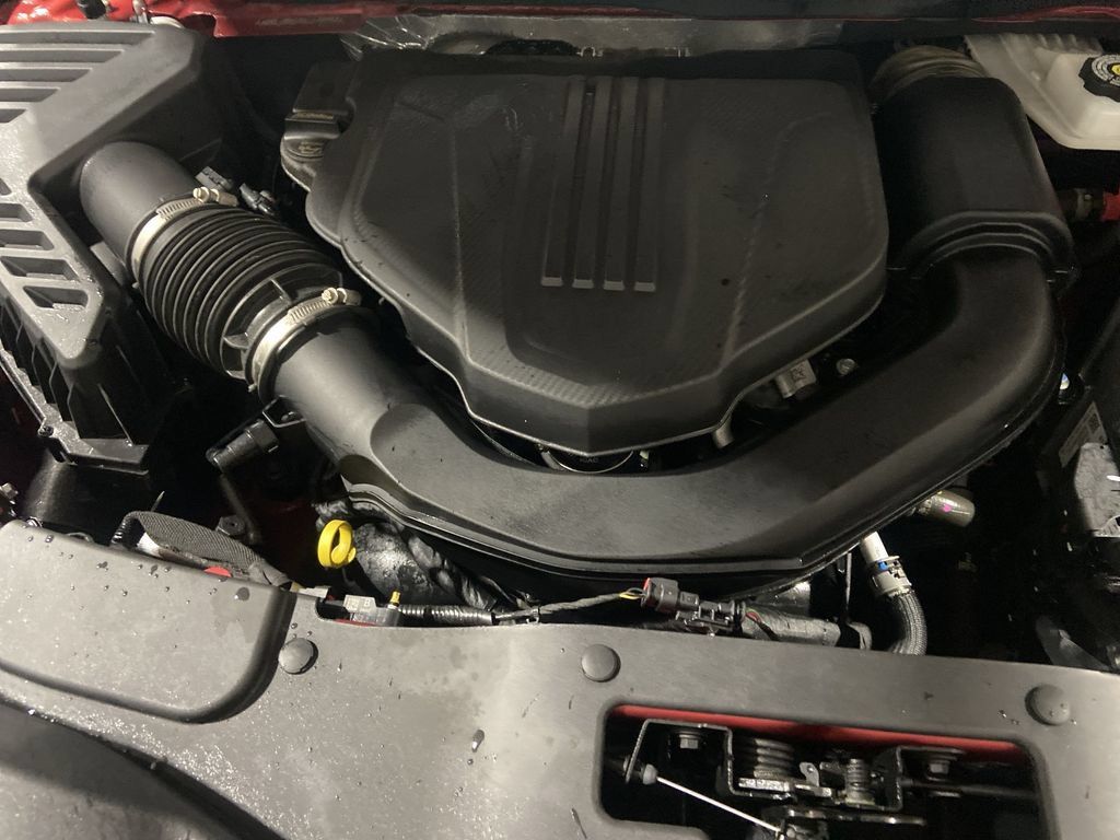 Certified 2025 Chevrolet Traverse LT AWD/4WD image 29