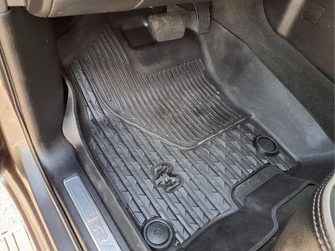 Used 2020 RAM 1500 Laramie image 25