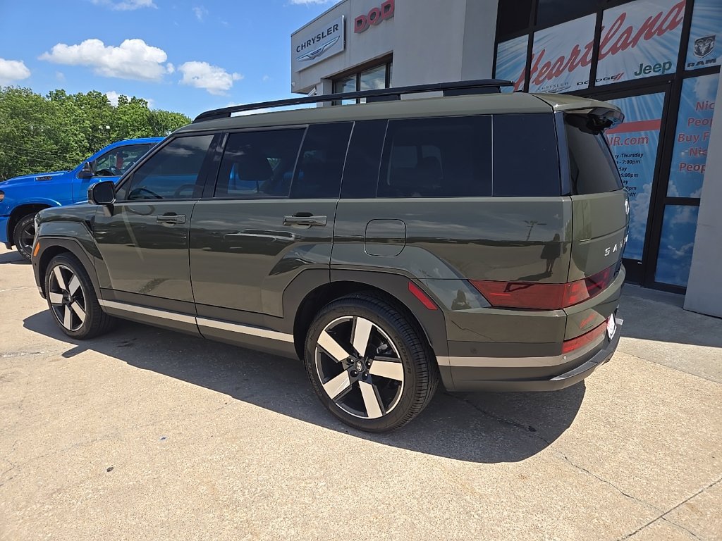 Used 2024 Hyundai Santa Fe Limited FWD image 8