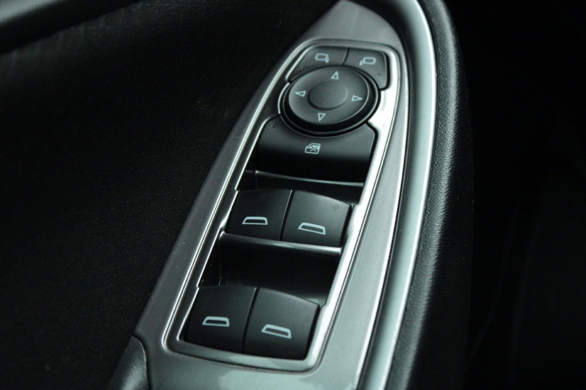 Used 2021 Chevrolet Malibu LS FWD image 22