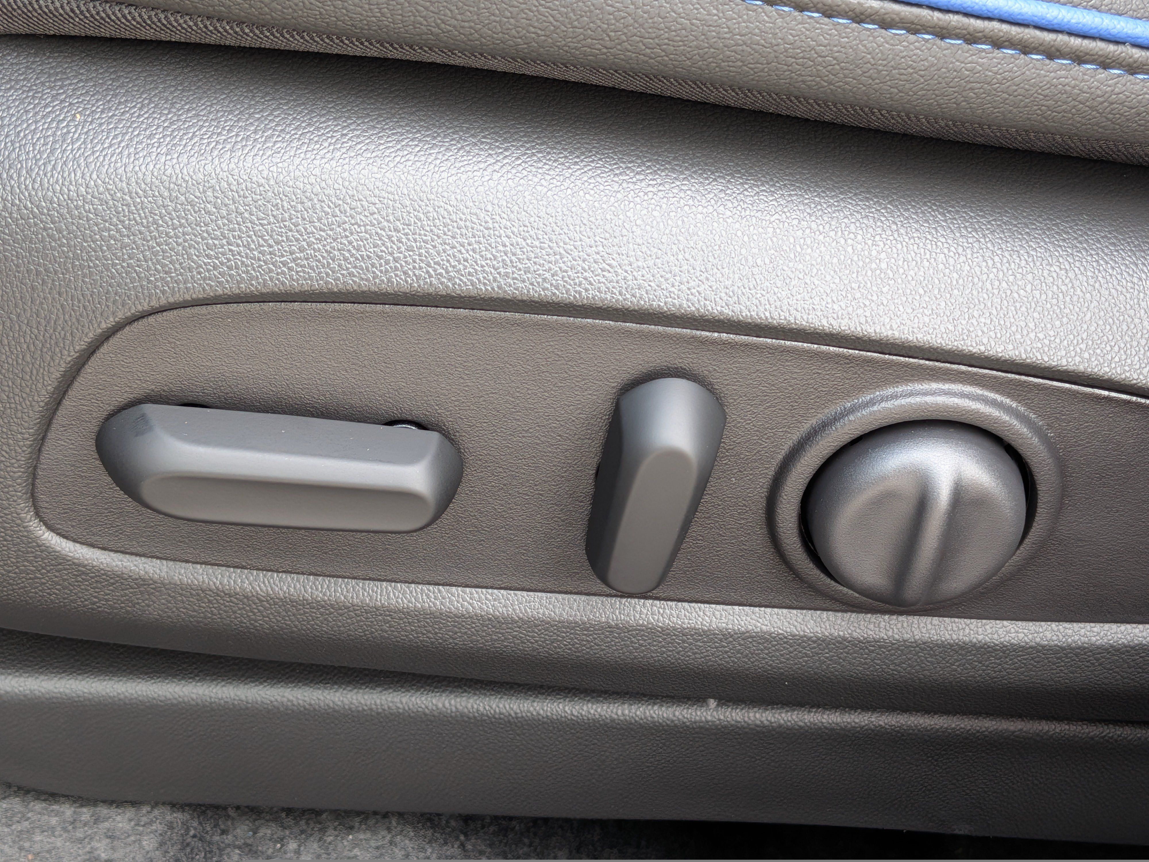 New 2026 Buick Envista Sport Touring w/ Convenience I Package FWD image 21