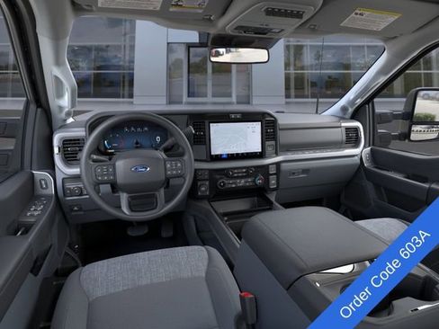 New 2026 Ford F250 XLT w/ XLT Premium Package AWD/4WD image 11