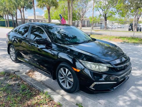 Used 2019 Honda Civic LX image 7