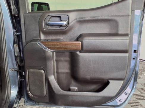 Used 2020 Chevrolet Silverado 1500 RST w/ All-Star Edition image 10