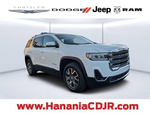 Used 2023 GMC Acadia SLT image 1