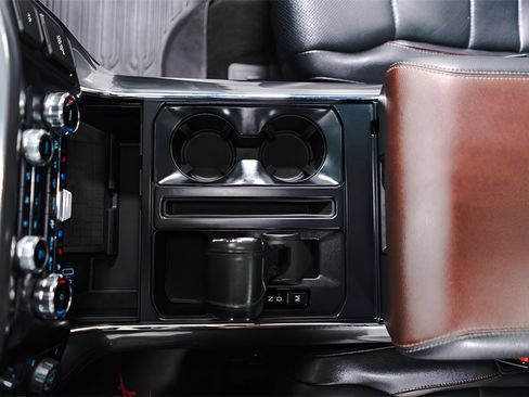 Used 2022 Ford F150 Lariat w/ Equipment Group 502A High image 18