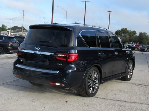 Used 2018 INFINITI QX80 Base w/ Deluxe Technology Package image 4