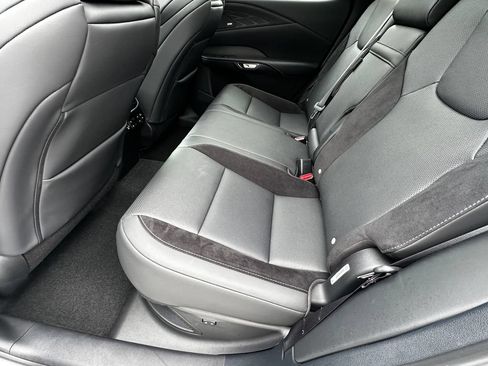 Used 2024 Lexus RX 500h F Sport w/ Convenience Package AWD/4WD image 24