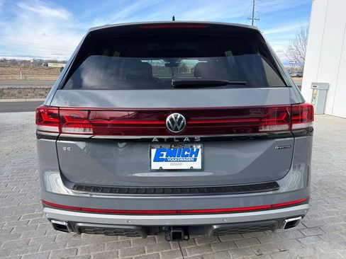 Certified 2025 Volkswagen Atlas Peak Edition SE image 6
