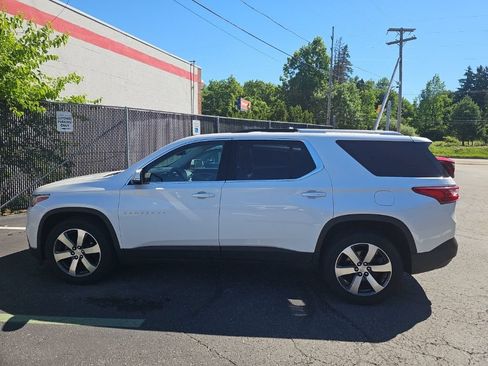Used 2018 Chevrolet Traverse LT AWD/4WD image 8