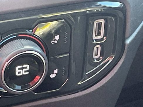 Certified 2024 Chevrolet Silverado 1500 LT image 26