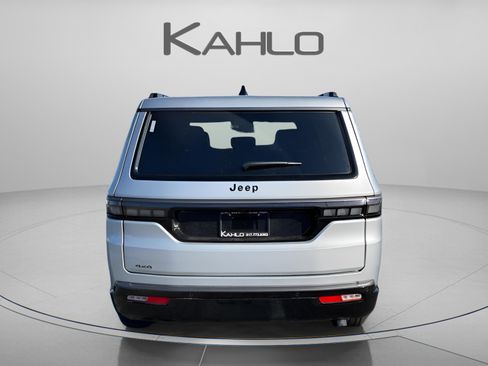 New 2026 Jeep Grand Wagoneer Limited AWD/4WD image 3
