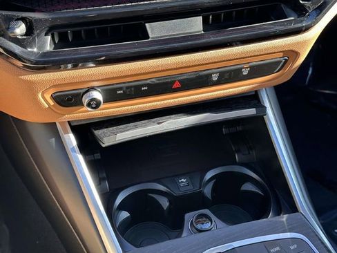 Certified 2025 BMW 330i xDrive Sedan w/ Convenience Package image 37