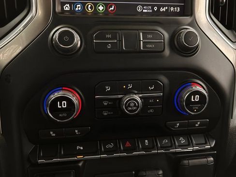 Used 2022 Chevrolet Silverado 1500 LT Trail Boss w/ LT Trail Boss Premium Package image 21