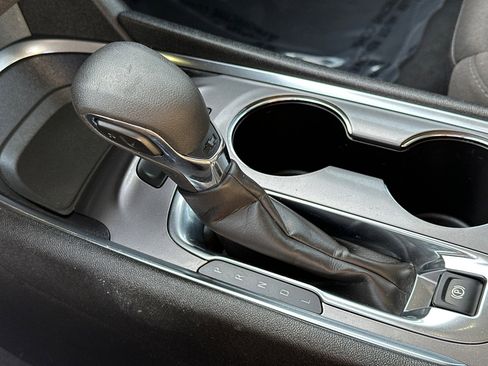 Used 2023 Chevrolet Malibu LT image 31